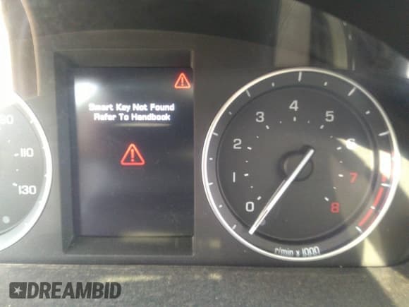 ✅ 2014 Land Rover LR2 • VIN: SALFR2BG1EH411057 • Lot: 37132715. Wystawiony na IAAI z przebiegiem Nie podano. Bezpłatny archiwum sprzedaży aukcyjnych z USA i szczegółowy raport historii pojazdu na DreamBid. Zdjęcie 11.