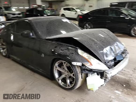 ✅ 2010 Nissan 370Z Nismo • VIN: JN1AZ4EH0AM504142 • Lot: 85721985. Listed on Copart with 70,902 mi. Free auction sales archive from the USA and detailed vehicle history report at DreamBid. Image 13.