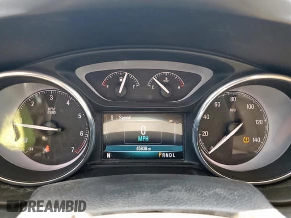 ✅ 2019 Buick Envision Preferred • VIN: LRBFXBSA4KD003422 • Lot: 66616265. Wystawiony na Copart z przebiegiem 45 938 mil. Bezpłatny archiwum sprzedaży aukcyjnych z USA i szczegółowy raport historii pojazdu na DreamBid. Zdjęcie 9.