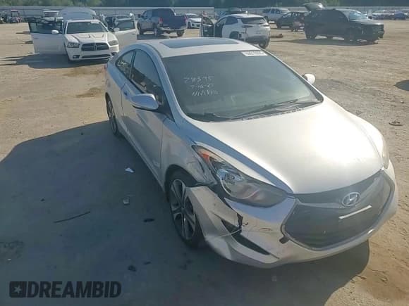✅ 2013 Hyundai Elantra SE • VIN: KMHDH6AE6DU019525 • Lot: 69910605. Wystawiony na Copart z przebiegiem 40 414 mil. Bezpłatny archiwum sprzedaży aukcyjnych z USA i szczegółowy raport historii pojazdu na DreamBid. Zdjęcie 13.