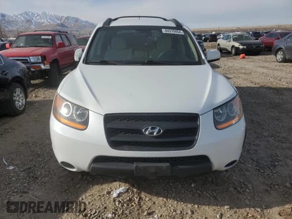 ✅ 2008 Hyundai Santa Fe GLS • VIN: 5NMSG13D78H190626 • Lot: 84319454. Listed on Copart with 131,260 mi. Free auction sales archive from the USA and detailed vehicle history report at DreamBid. Image 5.
