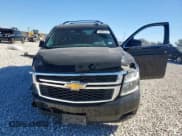 ✅ 2015 Chevrolet Tahoe LT • VIN: 1GNSCBKC3FR639617 • Lot: 90485145. Wystawiony na Copart z przebiegiem 245 039 mil. Bezpłatny archiwum sprzedaży aukcyjnych z USA i szczegółowy raport historii pojazdu na DreamBid. Zdjęcie 12.