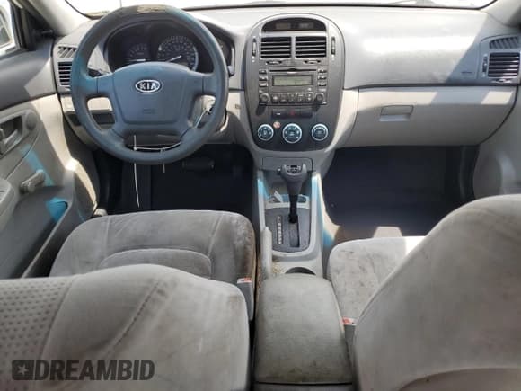 ✅ 2009 Kia Spectra EX • VIN: KNAFE221595649366 • Lot: 59861535. Wystawiony na Copart z przebiegiem 239 893 mil. Bezpłatny archiwum sprzedaży aukcyjnych z USA i szczegółowy raport historii pojazdu na DreamBid. Zdjęcie 8.