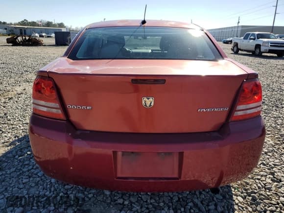 ✅ 2010 Dodge Avenger Express • VIN: 1B3CC1FB5AN231663 • Лот: 41364695. Опубликован ранее на Copart с пробегом 169 722 миль. Бесплатный доступ к архиву аукционных продаж из США и подробный отчёт об истории автомобиля на DreamBid. Изображение 6.