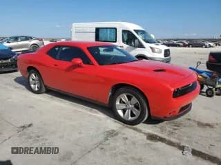 ✅ 2023 Dodge Challenger SXT • VIN: 2C3CDZAG3PH581702 • Lot: 73375674. Wystawiony na Copart z przebiegiem 18 166 mil. Bezpłatny archiwum sprzedaży aukcyjnych z USA i szczegółowy raport historii pojazdu na DreamBid. Zdjęcie 4.