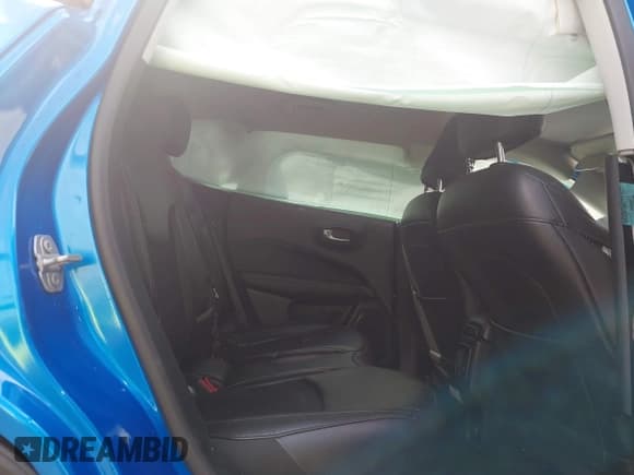 ✅ 2020 Jeep Compass Latitude • VIN: 3C4NJCBB9LT236642 • Lot: 42113938. Listed on IAAI with Not provided. Free auction sales archive from the USA and detailed vehicle history report at DreamBid. Image 8.