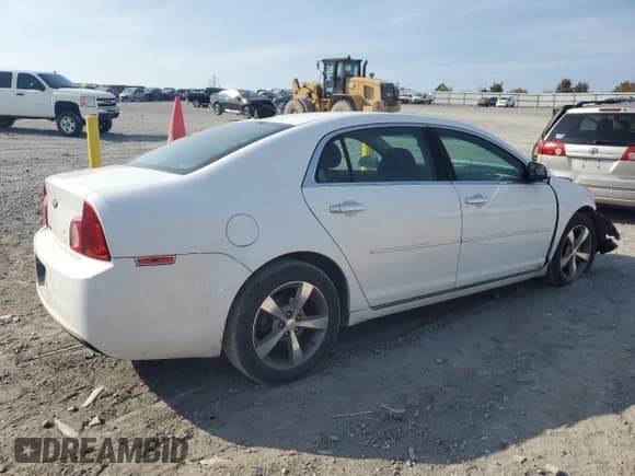 ✅ 2012 Chevrolet Malibu 1LT • VIN: 1G1ZC5E08CF184330 • Lot: 77832764. Listed on Copart with 120,973 mi. Free auction sales archive from the USA and detailed vehicle history report at DreamBid. Image 3.