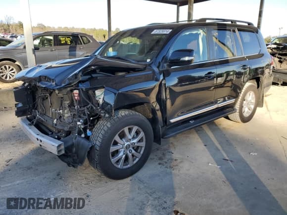✅ 2019 Toyota Land Cruiser • VIN: JTMCY7AJ1K4078899 • Lot: 87329914. Listed on Copart with 35,132 mi. Free auction sales archive from the USA and detailed vehicle history report at DreamBid. Image 1.