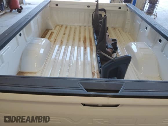 ✅ 2021 Chevrolet Silverado 1500 • VIN: BS81964744 • Лот: 81964744. Опубликован ранее на Copart с пробегом Не указан. Бесплатный доступ к архиву аукционных продаж из США и подробный отчёт об истории автомобиля на DreamBid. Изображение 8.