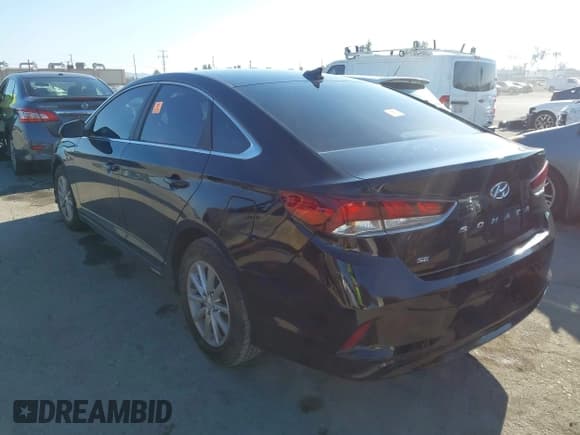✅ 2018 Hyundai Sonata SE • VIN: 5NPE24AFXJH665521 • Лот: 43077111. Опубликован ранее на IAAI с пробегом 64 412 миль. Бесплатный доступ к архиву аукционных продаж из США и подробный отчёт об истории автомобиля на DreamBid. Изображение 3.