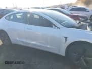 ✅ 2020 Tesla Model 3 Standard Range Plus • VIN: 5YJ3E1EA8LF504730 • Lot: 43648755. Wystawiony na IAAI z przebiegiem 84 703 mil. Bezpłatny archiwum sprzedaży aukcyjnych z USA i szczegółowy raport historii pojazdu na DreamBid. Zdjęcie 14.