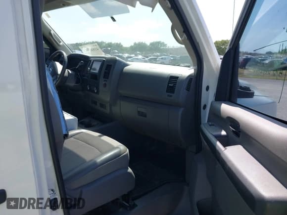 ✅ 2021 Nissan NV Cargo S • VIN: 1N6BF0LY1MN804323 • Lot: 41806353. Listed on IAAI with 121,296 mi. Free auction sales archive from the USA and detailed vehicle history report at DreamBid. Image 5.