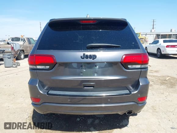 ✅ 2017 Jeep Grand Cherokee 75th Anniversary • VIN: 1C4RJEAG2HC829272 • Lot: 41908383. Listed on IAAI with 82,323 mi. Free auction sales archive from the USA and detailed vehicle history report at DreamBid. Image 16.
