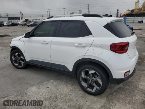 ✅ 2021 Hyundai Venue SEL • VIN: KMHRC8A38MU064514 • Lot: 55835925. Listed on Copart with 42,403 mi. Free auction sales archive from the USA and detailed vehicle history report at DreamBid. Image 2.