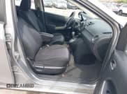 ✅ 2013 Mazda 2 Sport • VIN: JM1DE1KZ1D0153531 • Lot: 42355600. Wystawiony na IAAI z przebiegiem 120 376 mil. Bezpłatny archiwum sprzedaży aukcyjnych z USA i szczegółowy raport historii pojazdu na DreamBid. Zdjęcie 5.