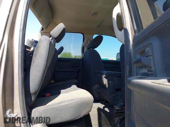 ✅ 2010 Dodge 1500 TRX • VIN: 1D7RV1GT6AS185942 • Lot: 42300706. Wystawiony na IAAI z przebiegiem 191 357 mil. Bezpłatny archiwum sprzedaży aukcyjnych z USA i szczegółowy raport historii pojazdu na DreamBid. Zdjęcie 8.