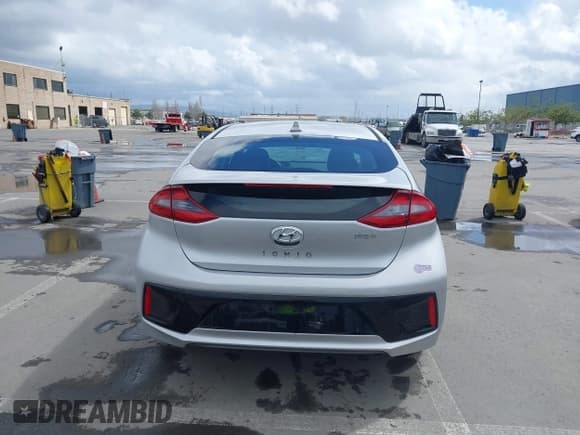 ✅ 2019 Hyundai Ioniq Limited • VIN: KMHC75LDXKU110856 • Lot: 41820385. Wystawiony na IAAI z przebiegiem 47 187 mil. Bezpłatny archiwum sprzedaży aukcyjnych z USA i szczegółowy raport historii pojazdu na DreamBid. Zdjęcie 16.