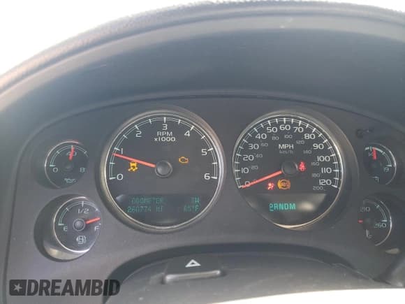 ✅ 2012 Chevrolet Suburban LT • VIN: 1GNSCJE09CR308029 • Lot: 61417255. Listed on Copart with 260,774 mi. Free auction sales archive from the USA and detailed vehicle history report at DreamBid. Image 9.