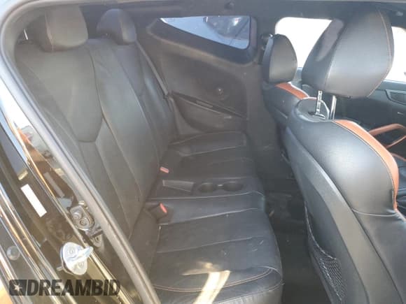 ✅ 2016 Hyundai Veloster Turbo Rally Edition • VIN: KMHTC6AE8GU256953 • Лот: 91122335. Опубликован ранее на Copart с пробегом 88 571 миль. Бесплатный доступ к архиву аукционных продаж из США и подробный отчёт об истории автомобиля на DreamBid. Изображение 10.