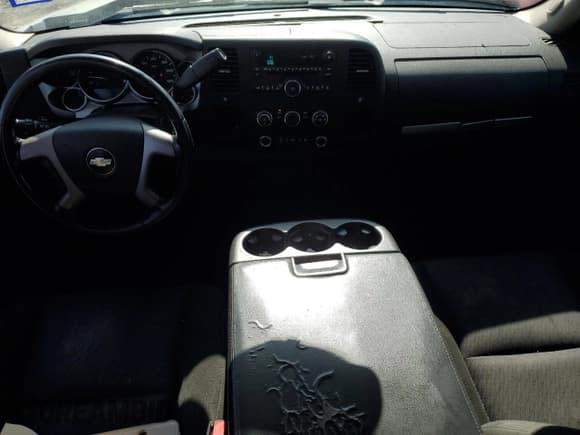 ✅ 2010 Chevrolet Silverado 1500 LT • VIN: 1GCSCSEA8AZ123006 • Lot: 67343274. Wystawiony na Copart z przebiegiem 114 877 mil. Bezpłatny archiwum sprzedaży aukcyjnych z USA i szczegółowy raport historii pojazdu na DreamBid. Zdjęcie 8.