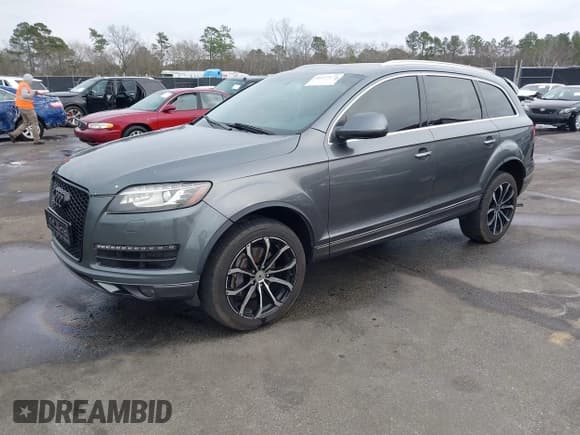 ✅ 2013 Audi Q7 Premium Plus • VIN: WA1LMAFE0DD011857 • Лот: 41537175. Опубликован ранее на IAAI с пробегом 118 604 миль. Бесплатный доступ к архиву аукционных продаж из США и подробный отчёт об истории автомобиля на DreamBid. Изображение 2.