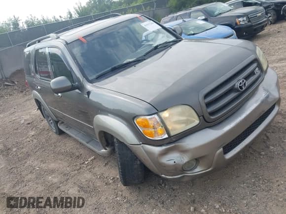✅ 2004 Toyota Sequoia SR5 • VIN: 5TDBT44A14S232720 • Лот: 42917286. Опубликован ранее на IAAI с пробегом 371 473 миль. Бесплатный доступ к архиву аукционных продаж из США и подробный отчёт об истории автомобиля на DreamBid. Изображение 1.