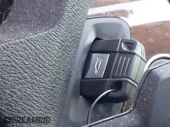 ✅ 2012 BMW X5 50i • VIN: 5UXZV8C57CL425974 • Лот: 43800333. Опубликован ранее на IAAI с пробегом 184 512 миль. Бесплатный доступ к архиву аукционных продаж из США и подробный отчёт об истории автомобиля на DreamBid. Изображение 11.