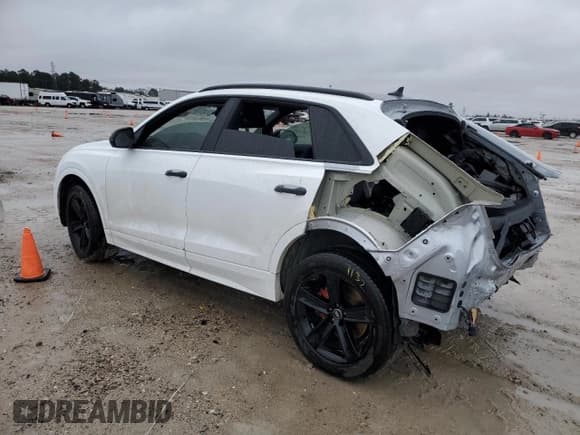 ✅ 2019 Audi Q8 Premium • VIN: WA1AVAF1XKD017065 • Lot: 37244513. Wystawiony na Copart z przebiegiem 54 174 mil. Bezpłatny archiwum sprzedaży aukcyjnych z USA i szczegółowy raport historii pojazdu na DreamBid. Zdjęcie 2.