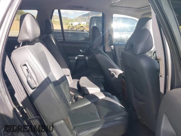 ✅ 2007 Volvo XC90 I6 • VIN: YV4CY982X71396116 • Lot: 41546642. Listed on IAAI with Not provided. Free auction sales archive from the USA and detailed vehicle history report at DreamBid. Image 8.