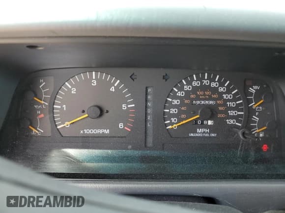 ✅ 1995 Toyota Land Cruiser • VIN: JT3DJ81W1S0112961 • Лот: 54387925. Опубликован ранее на Copart с пробегом 260 236 миль. Бесплатный доступ к архиву аукционных продаж из США и подробный отчёт об истории автомобиля на DreamBid. Изображение 9.