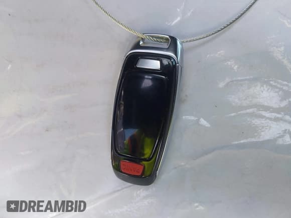 ✅ 2022 Audi A8 • VIN: WAULDAF83NN010176 • Lot: 42404541. Listed on IAAI with 47,323 mi. Free auction sales archive from the USA and detailed vehicle history report at DreamBid. Image 11.