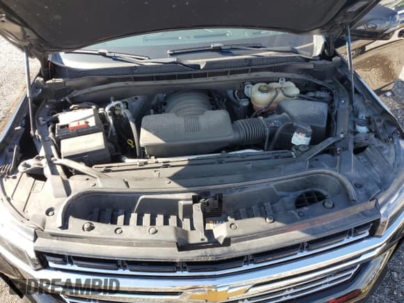 ✅ 2022 Chevrolet Suburban LT • VIN: 1GNSKCKD5NR310255 • Lot: 69681975. Listed on Copart with 68,720 mi. Free auction sales archive from the USA and detailed vehicle history report at DreamBid. Image 12.