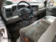 ✅ 2000 Ford F-250 XL • VIN: 1FTNX21S5YEC10427 • Lot: 59093625. Listed on Copart with 111,585 mi. Free auction sales archive from the USA and detailed vehicle history report at DreamBid. Image 8.