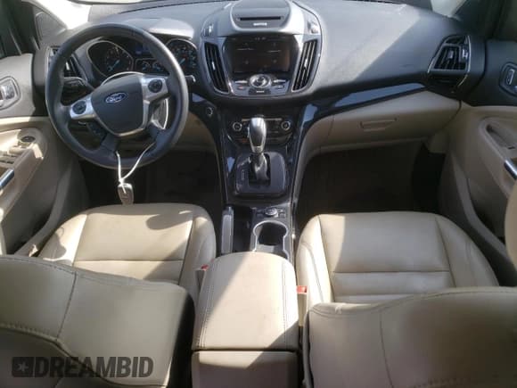 ✅ 2015 Ford Escape Titanium • VIN: 1FMCU0J93FUA66179 • Lot: 57295035. Listed on Copart with 82,889 mi. Free auction sales archive from the USA and detailed vehicle history report at DreamBid. Image 8.