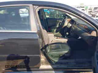 2011 Chevrolet Impala LT Fleet z VIN 2G1WG5EK8B1169275, wystawiony jako IAAI lot #43422030 z przebiegiem 204 652 mil mil oraz . Historia ofert i sprzedaży dostępna na DreamBid. Obrazek 5.