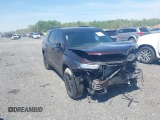 ✅ 2022 Chevrolet Traverse LT Cloth • VIN: 1GNEVGKW1NJ164383 • Lot: 42144426. Wystawiony na IAAI z przebiegiem 50 391 mil. Bezpłatny archiwum sprzedaży aukcyjnych z USA i szczegółowy raport historii pojazdu na DreamBid. Zdjęcie 1.