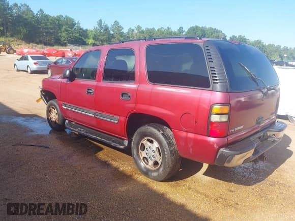 ✅ 2004 Chevrolet Tahoe LS • VIN: 1GNEC13V54R312043 • Lot: 42036854. Listed on IAAI with 327,739 mi. Free auction sales archive from the USA and detailed vehicle history report at DreamBid. Image 3.