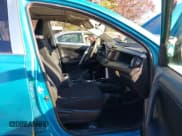 ✅ 2016 Toyota RAV4 XLE • VIN: JTMRJREV8GD031139 • Lot: 43686413. Listed on IAAI with 207,032 mi. Free auction sales archive from the USA and detailed vehicle history report at DreamBid. Image 5.