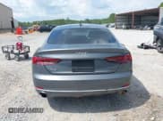 ✅ 2019 Audi A5 Sportback Premium • VIN: WAUANCF56KA051068 • Lot: 42857276. Wystawiony na IAAI z przebiegiem 133 930 mil. Bezpłatny archiwum sprzedaży aukcyjnych z USA i szczegółowy raport historii pojazdu na DreamBid. Zdjęcie 16.