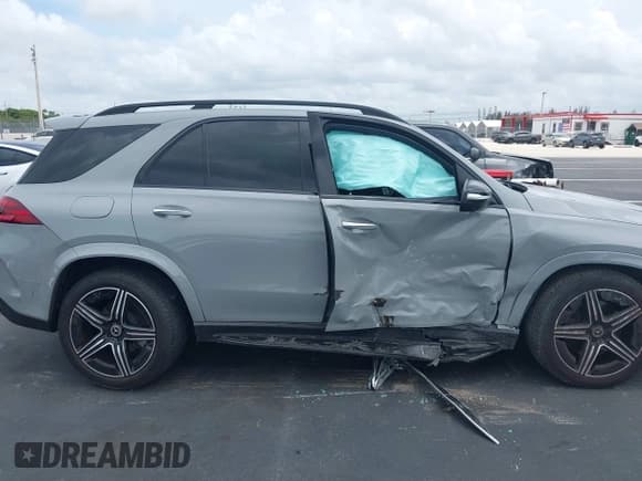 ✅ 2024 Mercedes-Benz GLE 450 • VIN: 4JGFB5KB5RB179150 • Lot: 42761042. Wystawiony na IAAI z przebiegiem 17 362 mil. Bezpłatny archiwum sprzedaży aukcyjnych z USA i szczegółowy raport historii pojazdu na DreamBid. Zdjęcie 6.