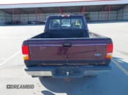✅ 1994 Ford Ranger Splash • VIN: 1FTCR15X3RPC11809 • Lot: 41878268. Wystawiony na IAAI z przebiegiem 252 657 mil. Bezpłatny archiwum sprzedaży aukcyjnych z USA i szczegółowy raport historii pojazdu na DreamBid. Zdjęcie 16.