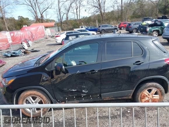 ✅ 2022 Chevrolet Trax LS • VIN: KL7CJKSM4NB527702 • Лот: 41339416. Опубликован ранее на IAAI с пробегом 52 934 миль. Бесплатный доступ к архиву аукционных продаж из США и подробный отчёт об истории автомобиля на DreamBid. Изображение 14.