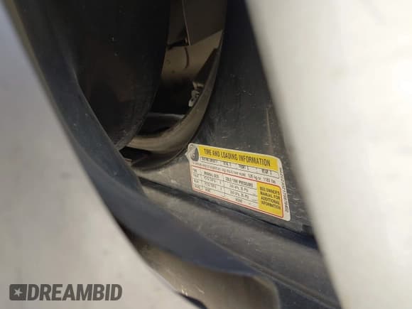 ✅ 2007 Saturn VUE I4 Hybrid • VIN: 5GZCZ33Z17S878452 • Lot: 42683542. Wystawiony na IAAI z przebiegiem 174 225 mil. Bezpłatny archiwum sprzedaży aukcyjnych z USA i szczegółowy raport historii pojazdu na DreamBid. Zdjęcie 9.