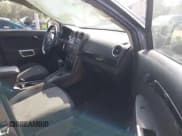 ✅ 2013 Chevrolet Captiva Sport LT • VIN: 3GNAL3EK4DS581063 • Lot: 42111098. Wystawiony na IAAI z przebiegiem 178 301 mil. Bezpłatny archiwum sprzedaży aukcyjnych z USA i szczegółowy raport historii pojazdu na DreamBid. Zdjęcie 5.