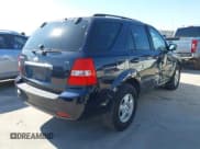 ✅ 2008 Kia Sorento LX • VIN: KNDJD735885818857 • Lot: 41619133. Listed on IAAI with 97,571 mi. Free auction sales archive from the USA and detailed vehicle history report at DreamBid. Image 4.