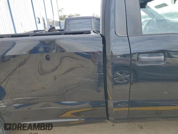 ✅ 2016 Ford F-150 XL • VIN: 1FTMF1E80GKE78809 • Lot: 82128535. Wystawiony na Copart z przebiegiem 117 544 mil. Bezpłatny archiwum sprzedaży aukcyjnych z USA i szczegółowy raport historii pojazdu na DreamBid. Zdjęcie 10.