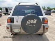 ✅ 1998 Toyota RAV4 • VIN: JT3HP10V7W7098075 • Lot: 67450565. Listed on Copart with 191,212 mi. Free auction sales archive from the USA and detailed vehicle history report at DreamBid. Image 6.