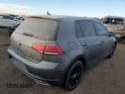 ✅ 2021 Volkswagen Golf TSI • VIN: 3VWG57AUXMM012764 • Lot: 87458764. Wystawiony na Copart z przebiegiem 58 301 mil. Bezpłatny archiwum sprzedaży aukcyjnych z USA i szczegółowy raport historii pojazdu na DreamBid. Zdjęcie 3.