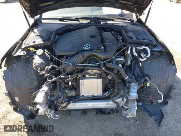 ✅ 2023 Mercedes-Benz C 300 • VIN: W1KWJ8EB0PG117360 • Lot: 41542060. Wystawiony na IAAI z przebiegiem 12 935 mil. Bezpłatny archiwum sprzedaży aukcyjnych z USA i szczegółowy raport historii pojazdu na DreamBid. Zdjęcie 10.