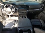 ✅ 2023 Chevrolet Silverado 1500 RST • VIN: 1GCUDEEL8PZ330447 • Lot: 64961485. Wystawiony na Copart z przebiegiem 34 991 mil. Bezpłatny archiwum sprzedaży aukcyjnych z USA i szczegółowy raport historii pojazdu na DreamBid. Zdjęcie 8.